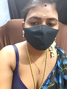 Snapshot of Tamil_Lotus chatting on December 15, 6:03 pm Tamil Lotus online show from December 15, 6:03 pm