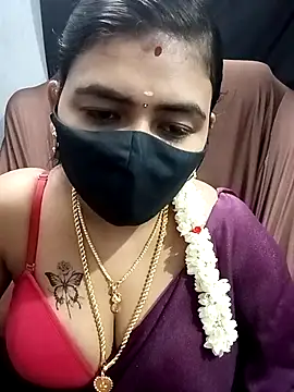 Snapshot of Tamil_Lotus chatting on October 15, 5:10 pm Tamil Lotus online show from October 15, 5:10 pm