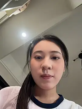 Snapshot of shishi0688 chatting on April 26, 9:50 am shishi0688 online show from April 26, 9:50 am