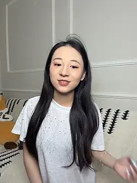 Snapshot of shishi0688 chatting on May 23, 2:16 pm shishi0688 online show from May 23, 2:16 pm