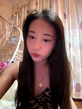 shishi0688 online show from December 15, 1:06 pm