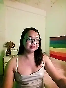 Snapshot of Trishme chatting on January 15, 4:32 pm Trishme online show from January 15, 4:32 pm