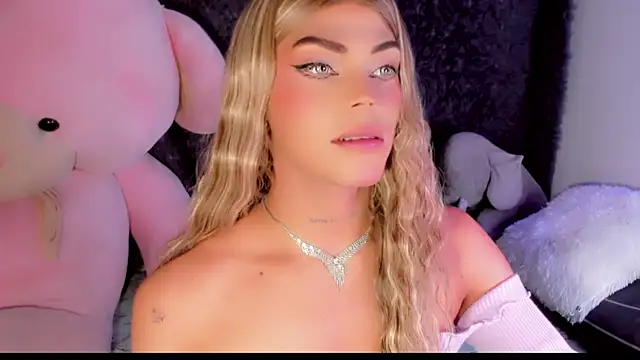 Flora Minx online show from February 10, 11:59 pm