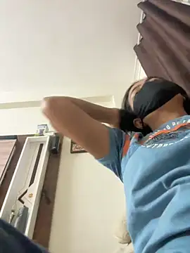 Snapshot of Theindian_Barbie chatting on October 5, 8:54 pm Theindian Barbie online show from October 5, 8:54 pm