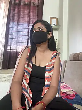 Snapshot of Theindian_Barbie chatting on February 6, 7:48 am Theindian Barbie online show from February 6, 7:48 am