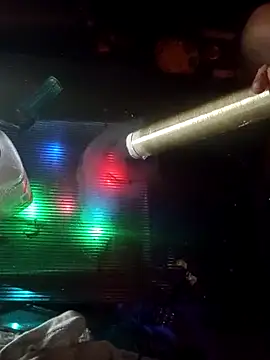 Snapshot of destroassbig2 chatting on February 14, 8:58 am destroassbig2 online show from February 14, 8:58 am