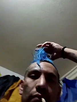 Snapshot of destroassbig2 chatting on February 15, 7:35 pm destroassbig2 online show from February 15, 7:35 pm