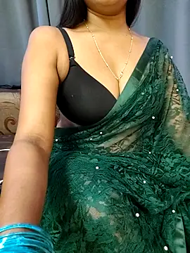 Misss-julli online show from November 22, 6:12 am