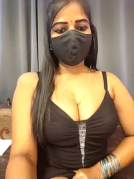 Misss-julli online show from November 23, 7:51 am