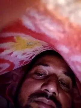 Snapshot of sumit_19 chatting on December 20, 3:26 pm sumit 19 online show from December 20, 3:26 pm