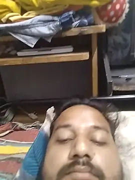 Snapshot of sumit_19 chatting on October 13, 5:25 pm sumit 19 online show from October 13, 5:25 pm