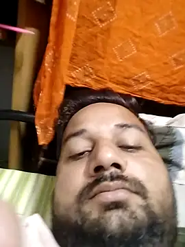 Snapshot of sumit_19 chatting on October 5, 5:03 pm sumit 19 online show from October 5, 5:03 pm