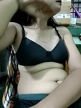 Snapshot of Vaani_Actress chatting on September 19, 1:20 am Vaani Actress online show from September 19, 1:20 am