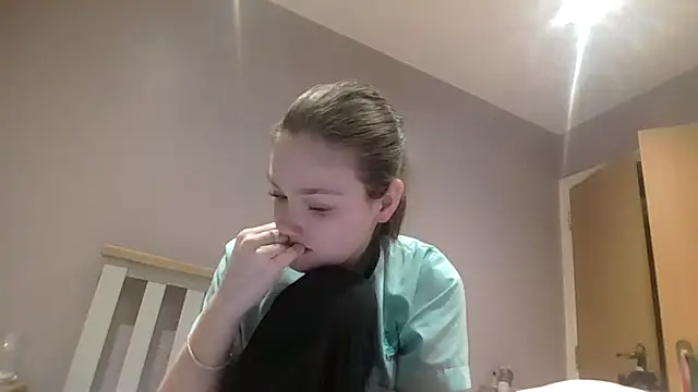 Snapshot of SexyKatiex chatting on October 28, 9:58 pm SexyKatiex online show from October 28, 9:58 pm