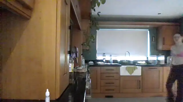 Snapshot of SexyKatiex chatting on October 2, 2:09 pm SexyKatiex online show from October 2, 2:09 pm