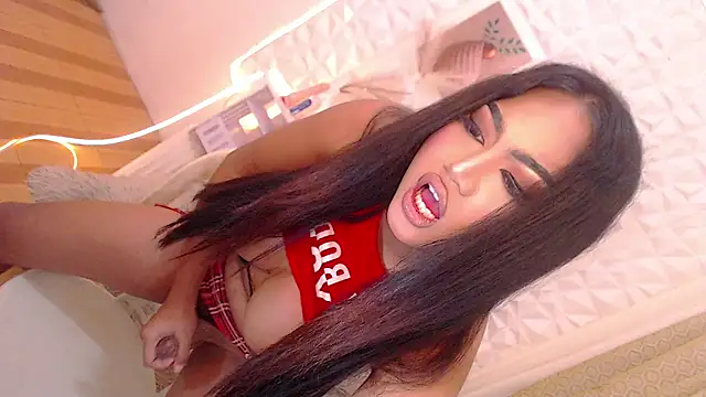 Lilly-lou online show from April 26, 3:59 am