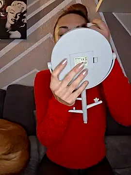 SlimBellaa online show from December 19, 7:38 pm