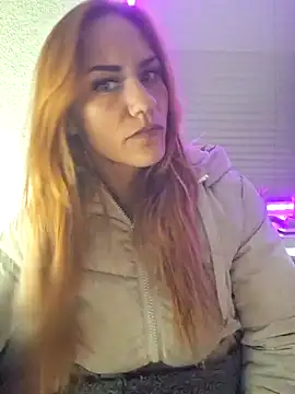 Snapshot of SlimBellaa chatting on November 26, 9:37 pm SlimBellaa online show from November 26, 9:37 pm