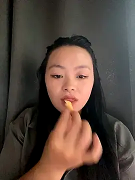 Julia-Elsa online show from September 14, 6:03 am