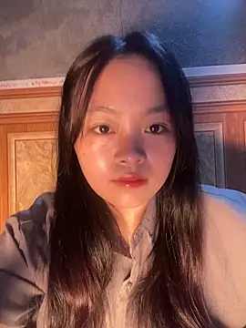 Julia-Elsa online show from November 8, 7:12 am