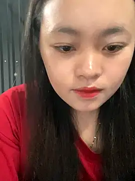 Julia-Elsa online show from November 14, 5:00 am