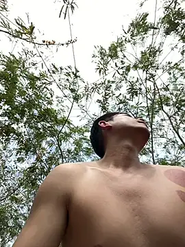 Snapshot of Foxfoxfox4 chatting on February 4, 5:13 am Foxfoxfox4 online show from February 4, 5:13 am