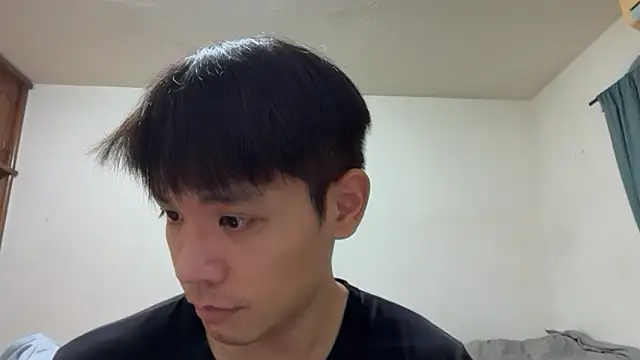 Foxfoxfox4 online show from March 24, 2:50 pm