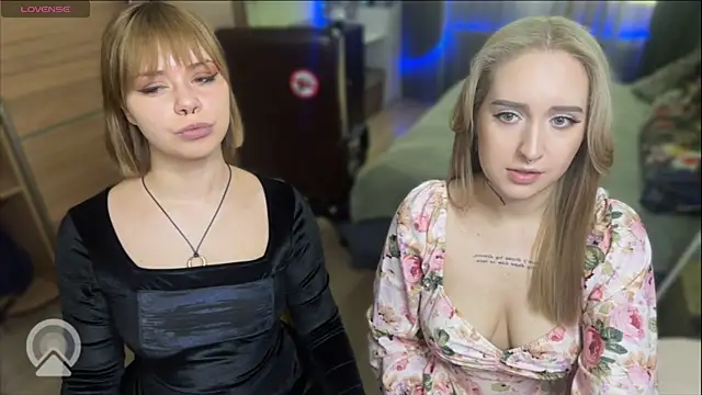 xxx sandra  online show from April 8, 1:34 pm