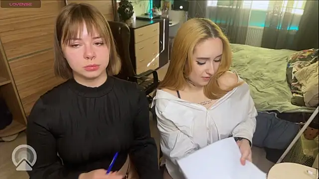 xxx sandra  online show from March 25, 2:16 pm