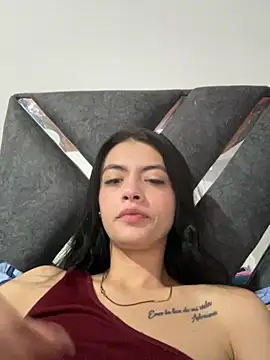 Snapshot of LiaCollings chatting on October 2, 7:23 am LiaCollings online show from October 2, 7:23 am