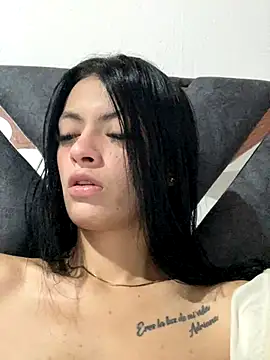 Snapshot of LiaCollings chatting on September 13, 11:32 am LiaCollings online show from September 13, 11:32 am