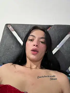 Snapshot of LiaCollings chatting on October 7, 7:31 am LiaCollings online show from October 7, 7:31 am