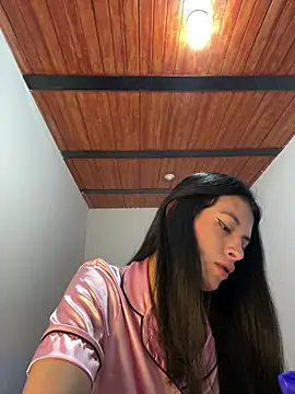 LiaCollings online show from February 3, 11:48 am