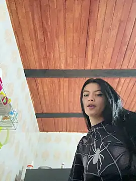 LiaCollings online show from March 23, 11:32 am