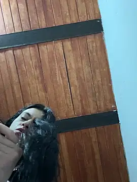 LiaCollings online show from February 20, 11:45 am