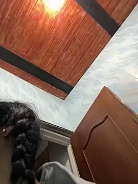 LiaCollings online show from February 18, 11:17 am