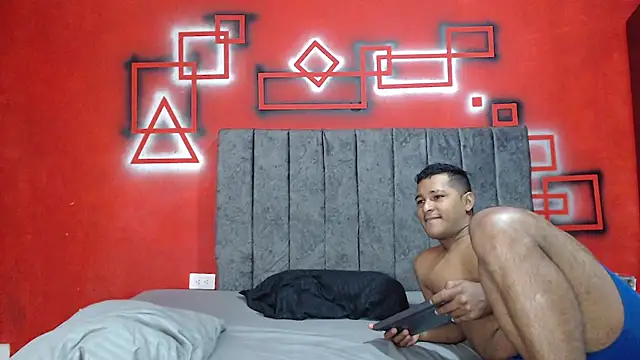 brutal sex love online show from December 18, 1:15 pm