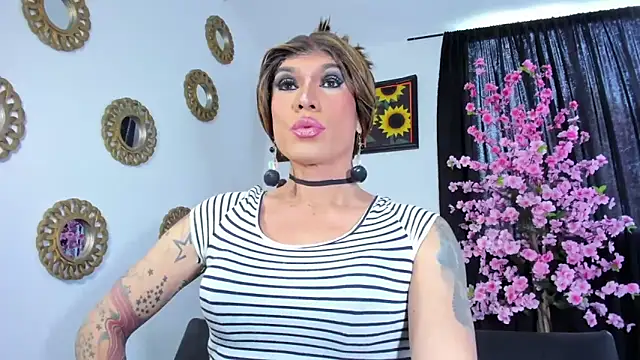 JessiicaExoticX1 online show from June 21, 5:41 pm