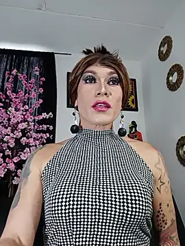 JessiicaExoticX1 online show from May 15, 7:01 pm