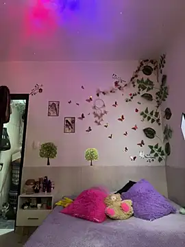 emily cooper t online show from March 22, 8:21 pm