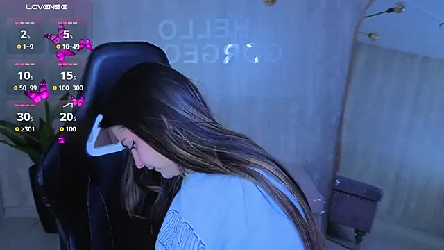 emily cooper t online show from March 18, 8:10 pm