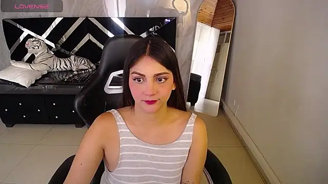 emily cooper t online show from February 9, 8:07 pm