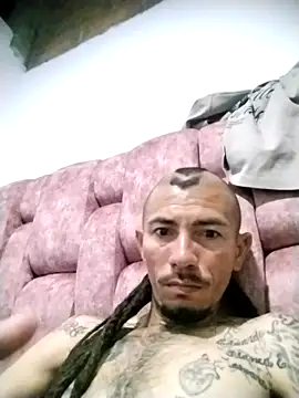 Danielcora online show from May 6, 4:49 am