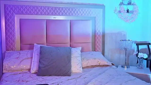 AlanaOdison online show from October 30, 8:39 pm