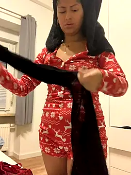 Snapshot of mrskarmaa chatting on November 30, 6:25 am mrskarmaa online show from November 30, 6:25 am