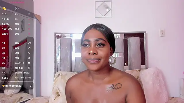 Emilly roaa online show from February 11, 10:31 pm