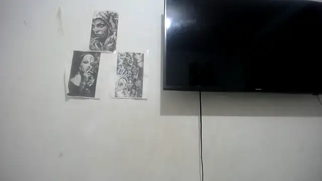 Foxy Lovex online show from February 2, 11:15 pm