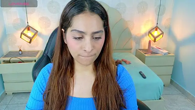 AIXATRISTA1 online show from December 5, 7:45 pm