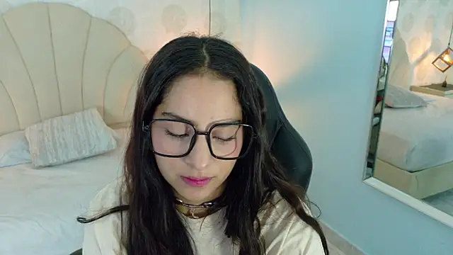 AIXATRISTA1 online show from March 3, 7:43 pm