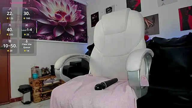 lycoris 19 online show from January 13, 9:30 pm